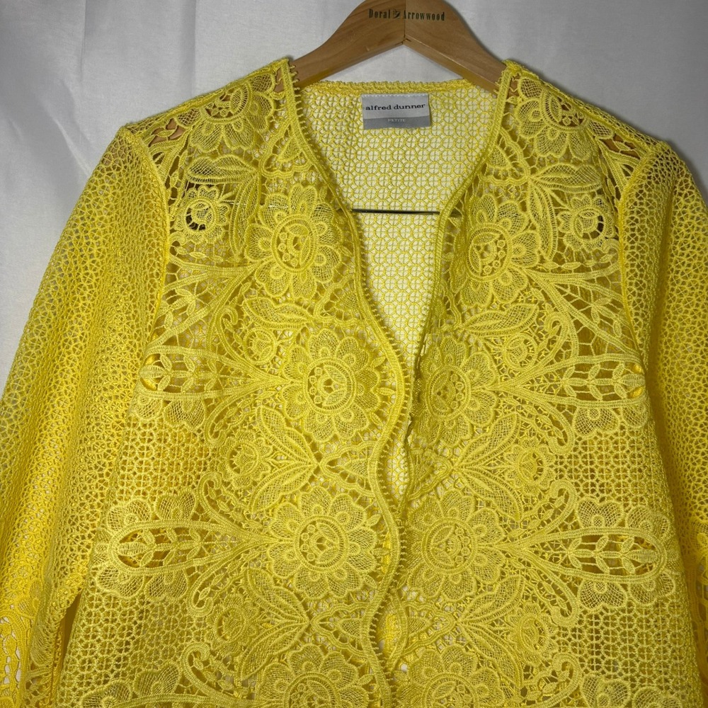 Alfred Dunner Floral Guipure Lace Open Front Cardigan Yellow 3/4 Sleeve - Picture 7 of 7